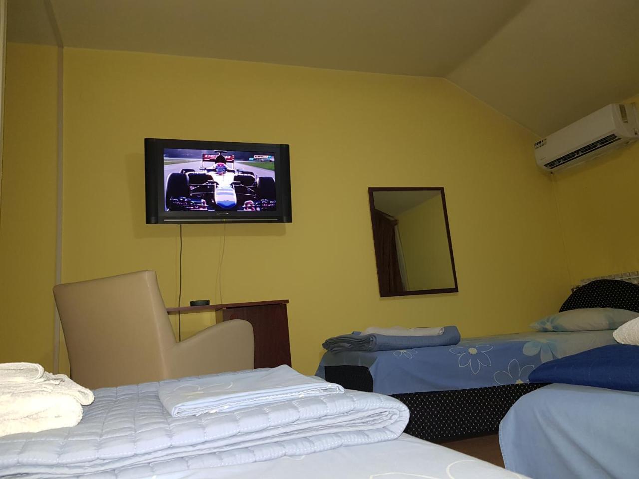 Motel Magistrala Doboj Buitenkant foto